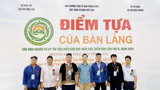 Lào Cai có 7 người có uy tín tiêu biểu được tôn vinh tại Chương trình "Điểm tựa của bản làng" lần thứ II, năm 2024