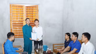 Thanh niên Bát Xát háo hức lên đường tòng quân