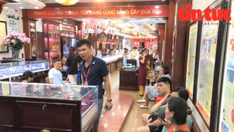 Giá vàng nhẫn vượt mức 73 triệu đồng