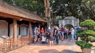 Làm gì để du lịch Việt Nam khởi sắc bền vững?