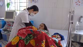 Trung tâm Y tế huyện Si Ma Cai cứu sống sản phụ bị băng huyết sau sinh