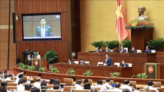 Quốc hội tiếp tục chất vấn lĩnh vực GTVT và thảo luận cơ chế, chính sách đặc thù phát triển TP Hồ Chí Minh