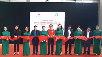 Khánh thành bếp nấu ăn bán trú cho học sinh Trịnh Tường 