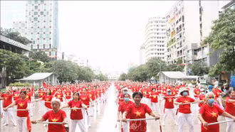 Chăm lo đời sống tinh thần cho người cao tuổi là mục tiêu lâu dài