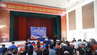 Thị xã Sa Pa: Tuyên truyền phòng, chống tảo hôn cho thanh niên và người dân qua phiên tòa giả định