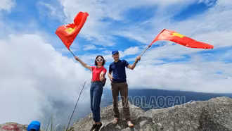 Văn Bàn tổ chức Giải leo núi “Chinh phục đỉnh Gia Lan”