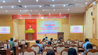 Tập huấn công tác giáo dục lý luận chính trị ở cơ sở