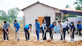 Khởi công công trình "Nhà nhân ái" tặng đoàn viên, thanh niên có hoàn cảnh khó khăn