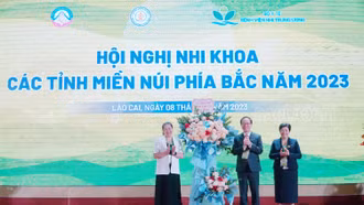 Cập nhật nhiều kiến thức và kinh nghiệm thực tiễn từ các chuyên gia đầu ngành nhi khoa