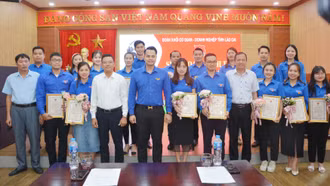 Đoàn Khối Cơ quan – Doanh nghiệp tỉnh: Tuyên dương 18 thanh niên tiên tiến làm theo lời Bác