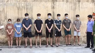 Hà Nam: Bắt nhóm đối tượng lừa đảo chiếm hàng tỷ đồng qua mạng