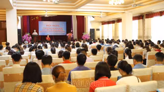 Hơn 200 giáo viên được tập huấn về phòng, chống dịch bệnh