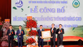 Xã Sơn Hải đón nhận Quyết định công nhận Xã đạt chuẩn nông thôn mới nâng cao