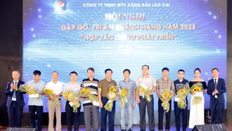 Petrolimex Lào Cai tri ân hơn 200 khách hàng tiêu biểu năm 2023