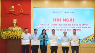 Tổng kết 15 năm thực hiện Chỉ thị 38-CT/TW về đẩy mạnh công tác BHYT trong tình hình mới