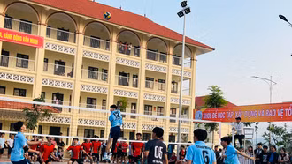 Trực tiếp: Vòng bảng bóng chuyền da nam THPT: THPT số 2 Lào Cai - PTDTNT THCS và THPT Văn Bàn