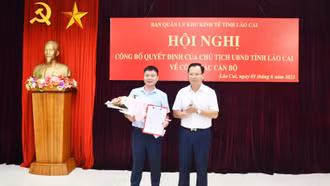 Công bố quyết định bổ nhiệm Phó Trưởng Ban Quản lý Khu kinh tế tỉnh