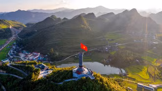 Ngày Quốc khánh, ngắm nhìn một số cột mốc nổi tiếng ở Việt Nam