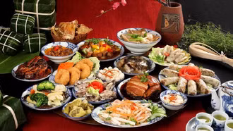 Dinh dưỡng hợp lý để đảm bảo sức khỏe ngày Tết