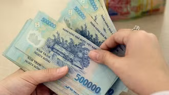 Tăng lương từ 1/7: Nhiều người chưa mừng đã lo nộp thuế