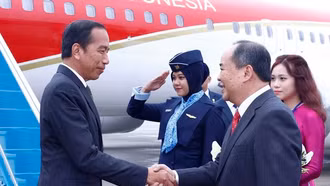 Tổng thống Indonesia đến Hà Nội, bắt đầu thăm cấp Nhà nước tới Việt Nam