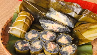 Bánh chưng đen - tinh hoa ẩm thực người Tày