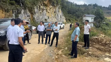 Tổ đại biểu số 12 HĐND tỉnh Lào Cai giám sát các công trình giao thông Bắc Hà - Si Ma Cai