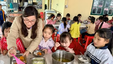 Thủ tướng Chính phủ: Siết chặt an toàn thực phẩm, tăng giám sát bữa ăn học đường