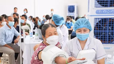 Người cao tuổi được tăng mức hưởng bảo hiểm y tế: Kỳ vọng giảm gánh nặng chi phí khám, chữa bệnh