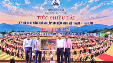 Phó Bí thư Thường trực Tỉnh ủy Hoàng Giang dự chương trình giao lưu văn hóa Việt Nam - Thái Lan